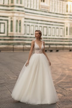 Missing image for Wedding dress Alexa