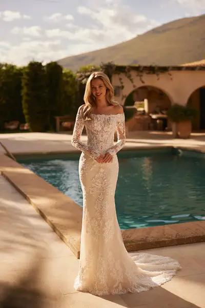 Missing image for Wedding dress ND-037 size 16