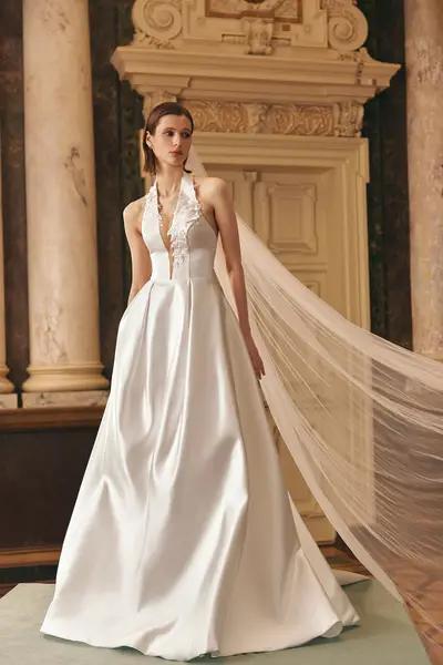 Missing image for Sample Wedding dress Torena size 12 in stock