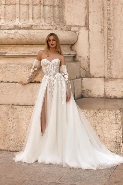 Missing image for Sample Wedding dress Harlen size 12 in stock