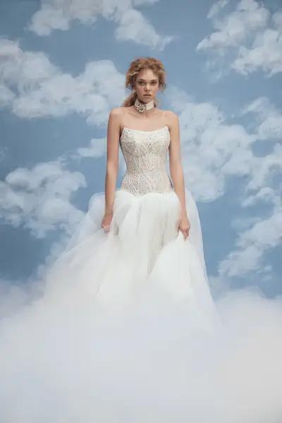 Missing image for Sample Wedding dress Lusille size 12 in stock