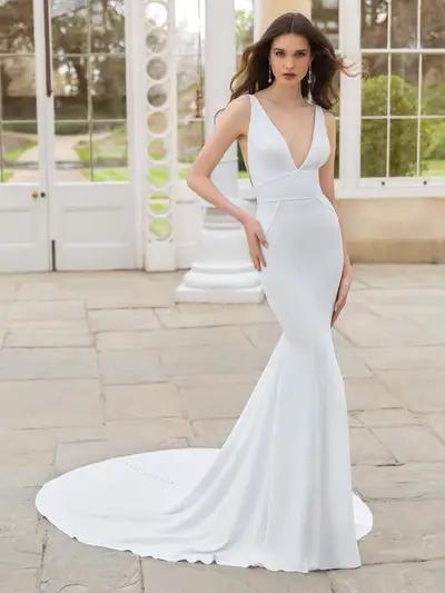 Missing image for Sample Wedding dress Simplicity size 14 in stock