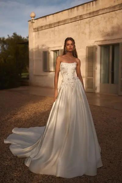 Missing image for Sample Wedding dress BL-006- size 12 in stock