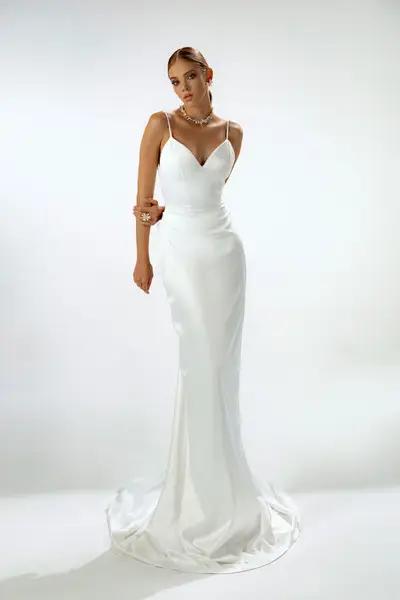 Missing image for Sample Wedding dress Martina size 12 in stock
