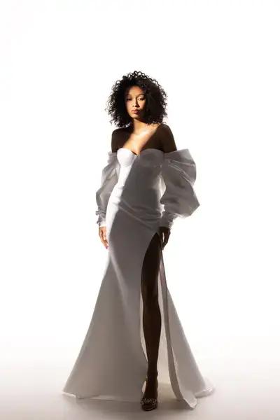 Missing image for Sample Wedding dress Beira size 4 in stock